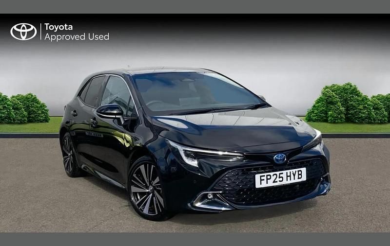 Used Toyota Corolla Design 138 HP (101 kW) 2025 Black Hatchback