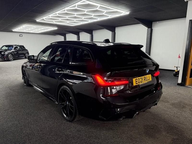 Used BMW 330 M Sport 286 HP (210 kW) 2021 Black Estate