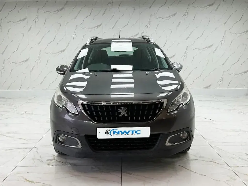 Used Peugeot 2008 Active 75 HP (55 kW) 2017 Grey SUV