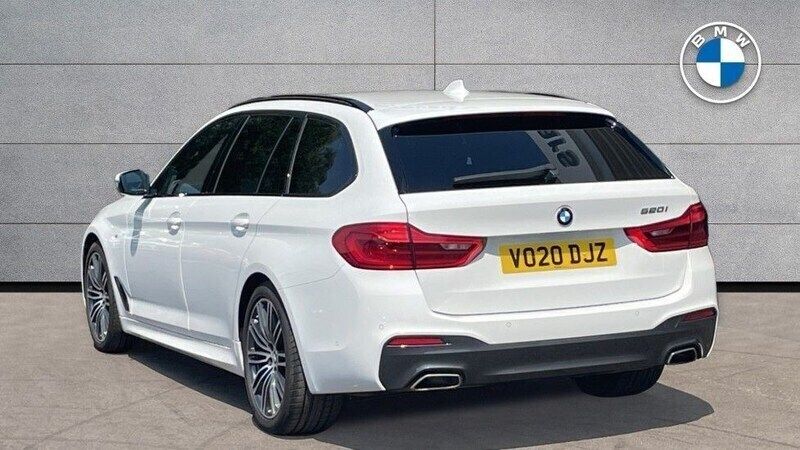 Used BMW 520 M Sport 192 HP (141 kW) 2020 White Estate