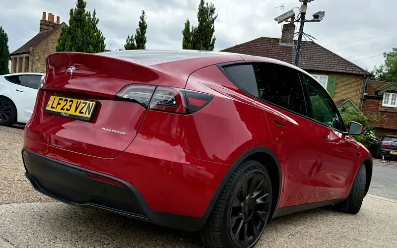 Used Tesla Model Y Long Range AWD 286 kW (389 HP) 2025 SUV