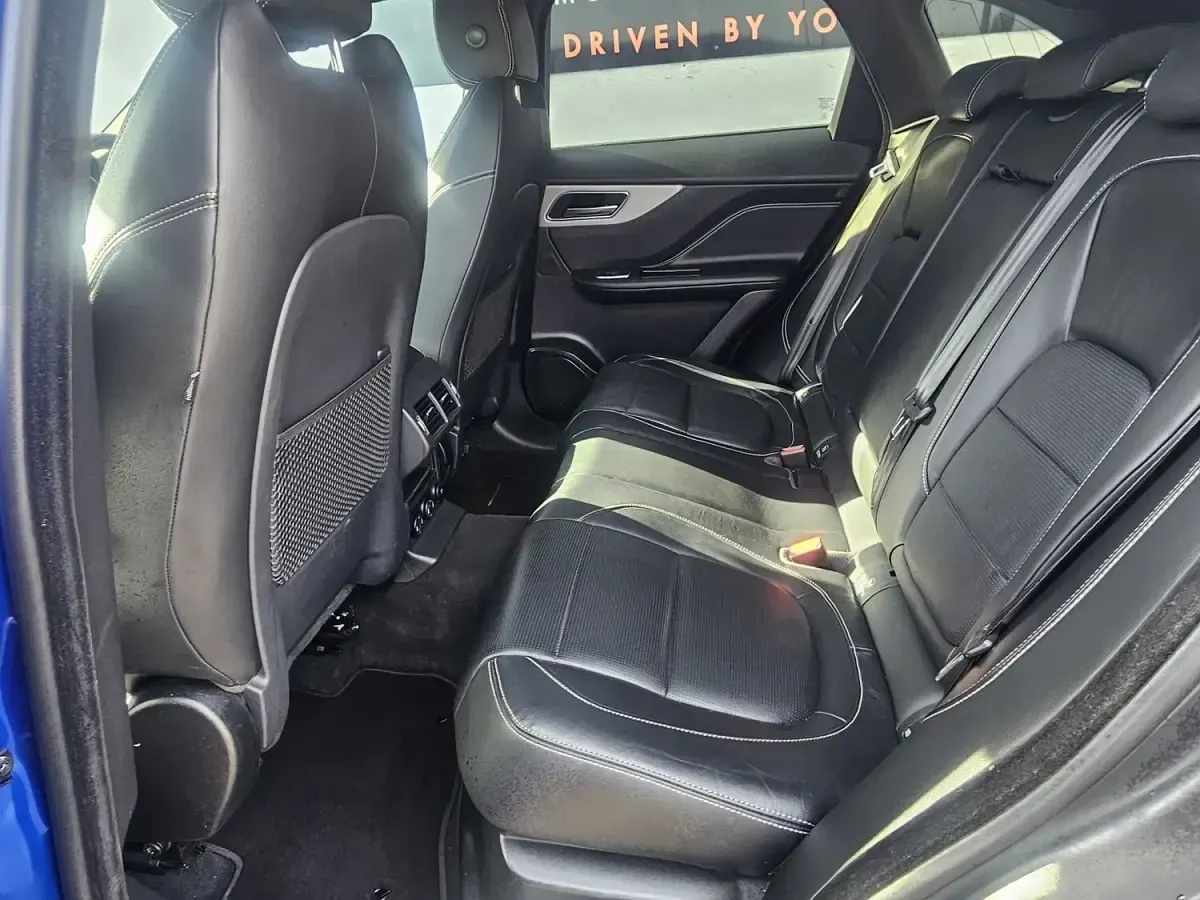Used Jaguar F-Pace R-Sport 180 HP (132 kW) 2020 Blue SUV