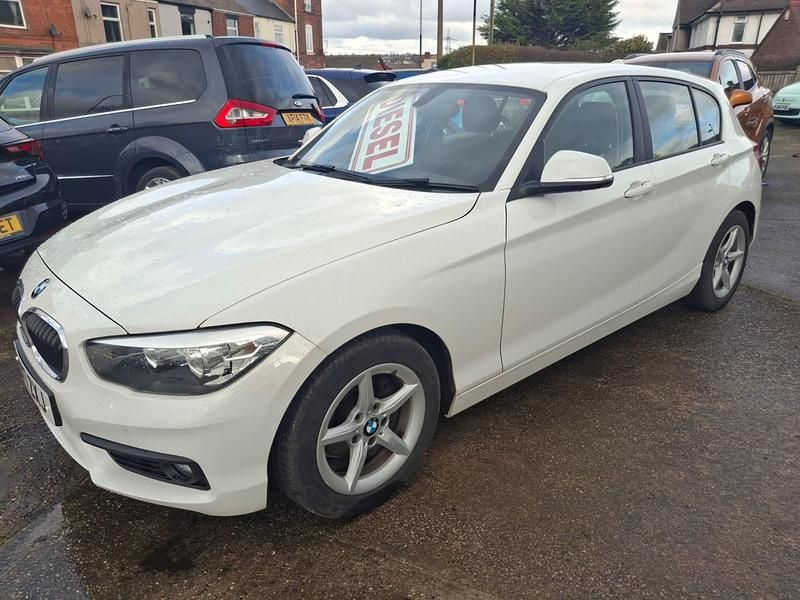 Used BMW 116 Efficient Dynamics 2017 White Hatchback