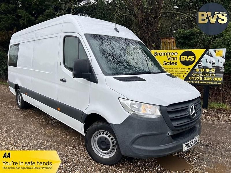 Used Mercedes Sprinter Progressive 160 HP (117 kW) 2022 White Van