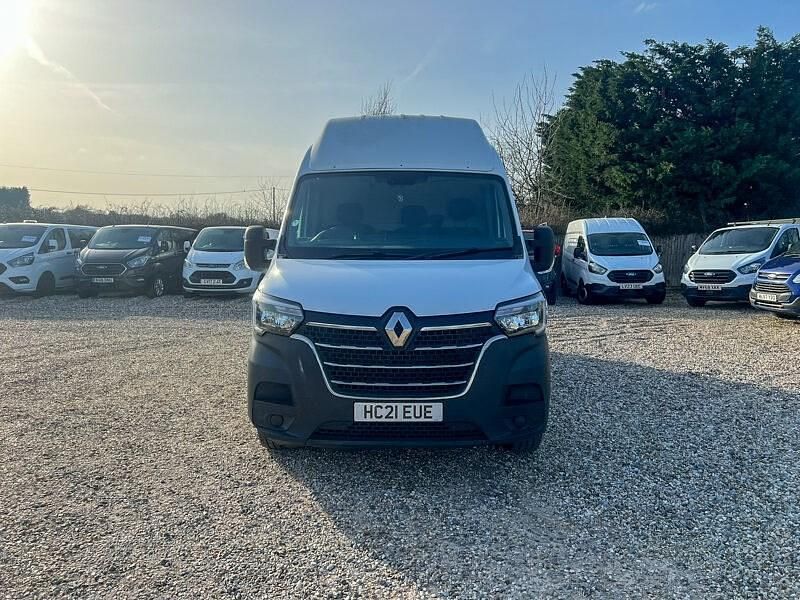 Used Renault Master Komfort 2021 White MPV