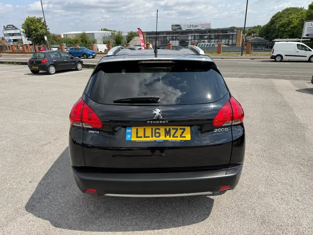 Used Peugeot 2008 Allure 120 HP (88 kW) 2016 Black SUV