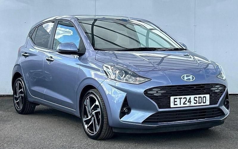 Used 2025 Hyundai i10 Premium Hatchback | £15,791 (Fair price) - Image 1/4