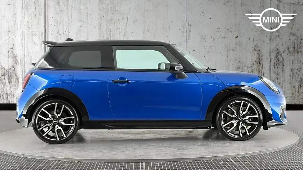 Used Mini Cooper S Hatch 201 HP (147 kW) 2025 Blue Hatchback