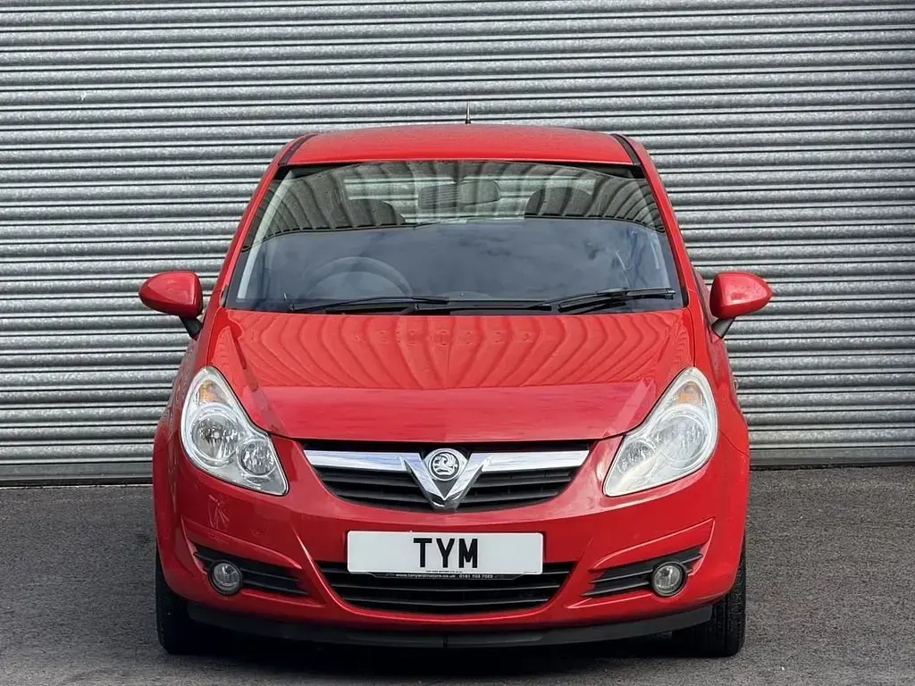 Second-hand Vauxhall Corsa 2010 Roșu Hatchback