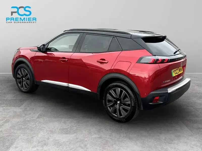 Used Peugeot 2008 Premium 100 kW (136 HP) 2023 Red SUV