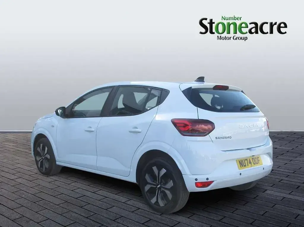 Usado Dacia Sandero Journey 90 CV (66 kW) 2024 Blanco Utilitario