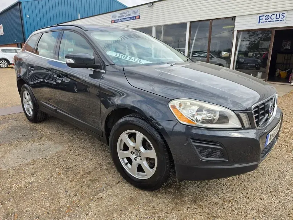 Used Volvo XC60 SE 163 HP (119 kW) 2011 Grey SUV