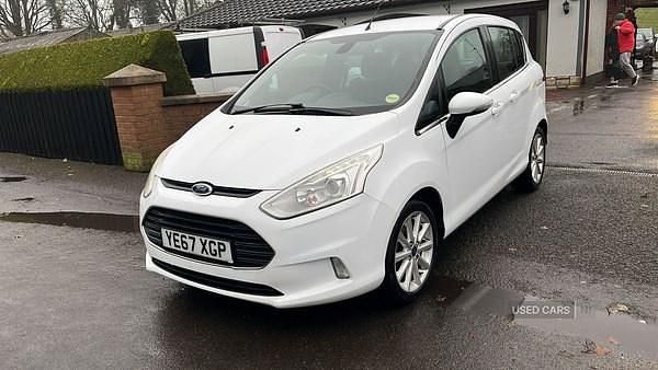 Used Ford B-MAX Titanium 2017 White MPV