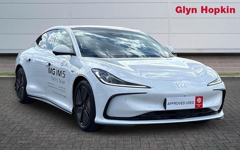 Usado MG IM5 300 kW (408 HP) 2026 Citadino