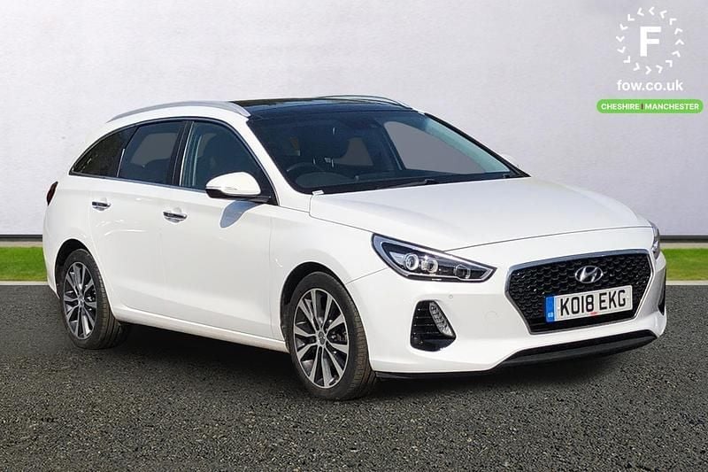 Used Hyundai i30 Premium SE 2018 White Estate