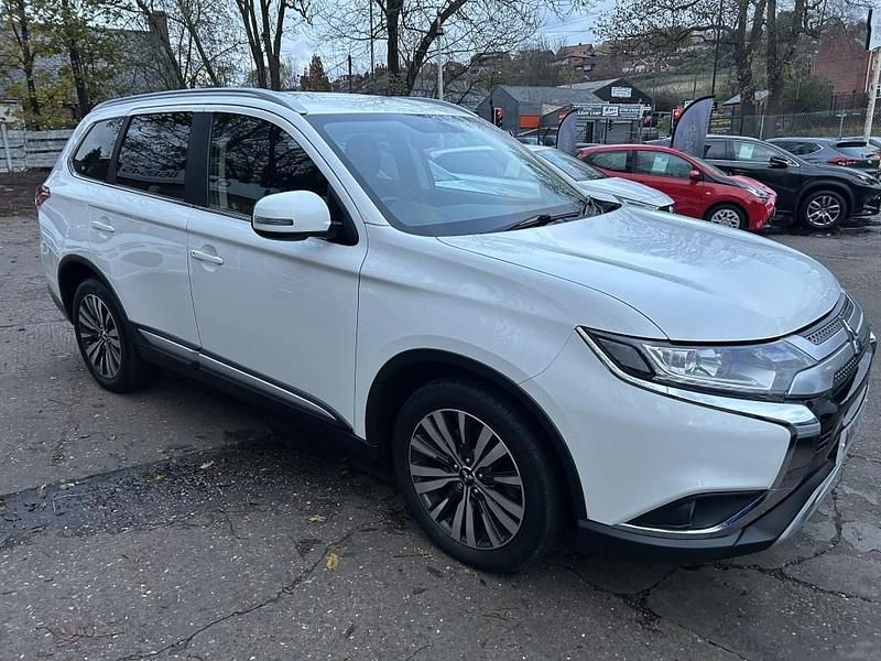 White Used 2019 Mitsubishi Outlander SUV | £12,495 (Good price) - Image 1/4