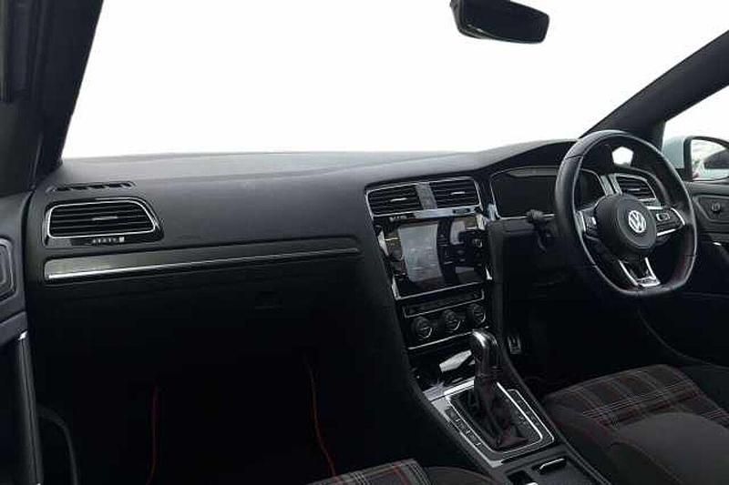 Used VW Golf VII GTI 245 HP (180 kW) 2019 Silver Hatchback