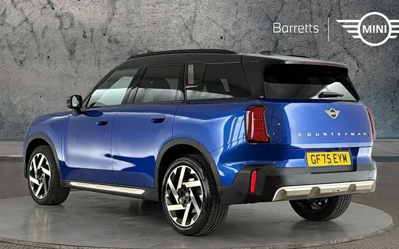 Used Mini Countryman Exclusive 218 HP (160 kW) 2025 Blue SUV