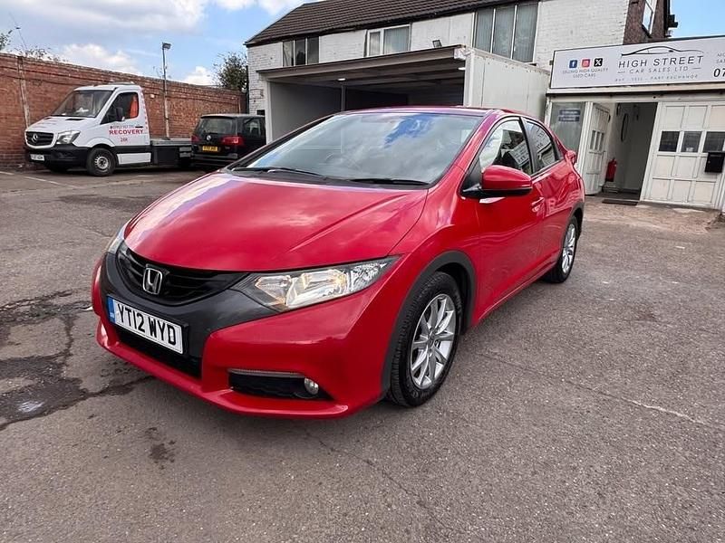 Used Honda Civic ES 142 HP (104 kW) 2012 Red Hatchback