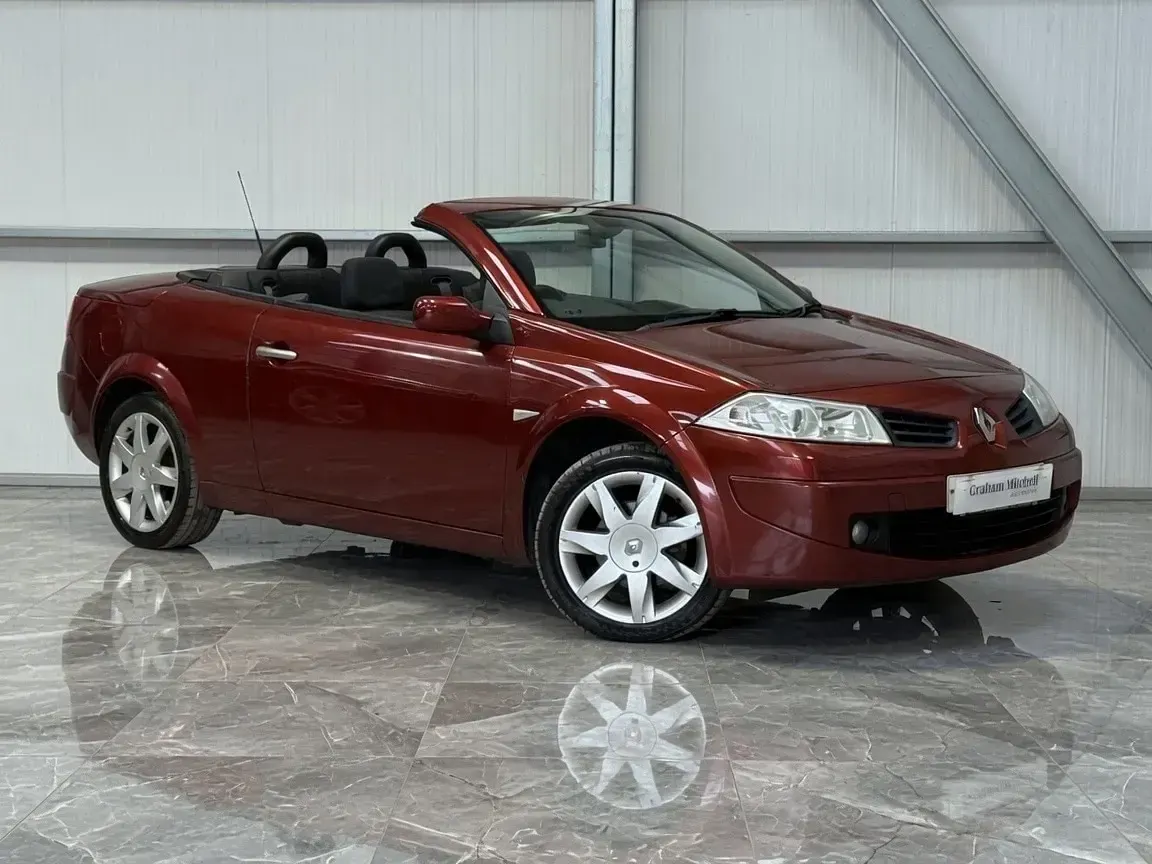 Used Renault Mégane Cabriolet Dynamique 2008 Red Cabriolet