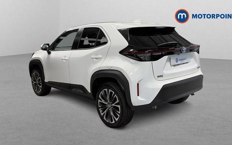 Used Toyota Yaris Hybrid 116 HP (85 kW) 2025 Estate