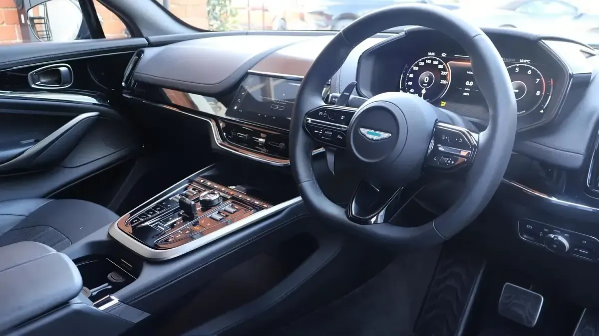 Used Aston Martin DBX 707 2025 Black SUV