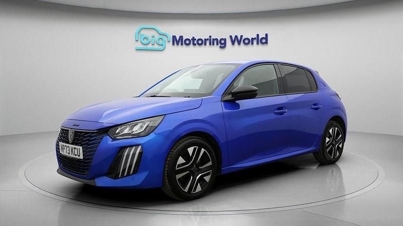 Used Peugeot 208 Allure 100 HP (73 kW) 2024 Blue Hatchback