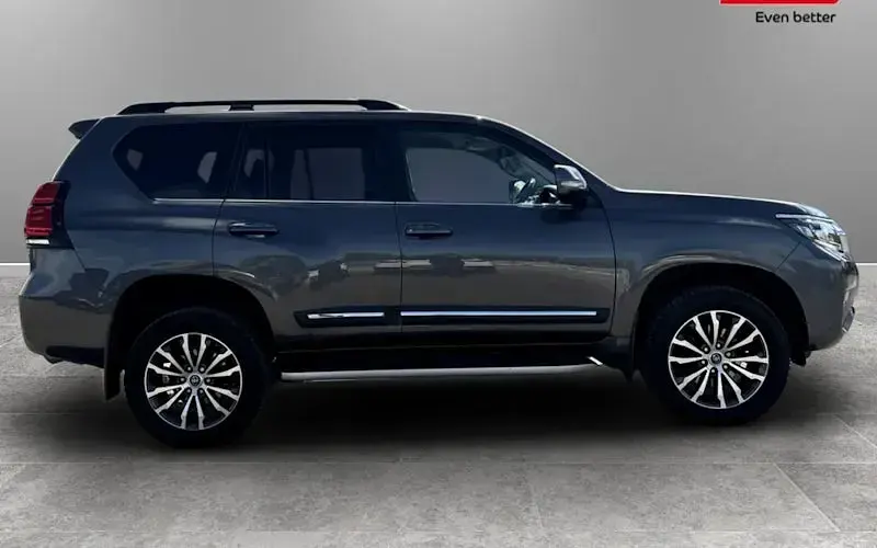 Usado Toyota Land Cruiser 177 HP (130 kW) 2020 Carrinha