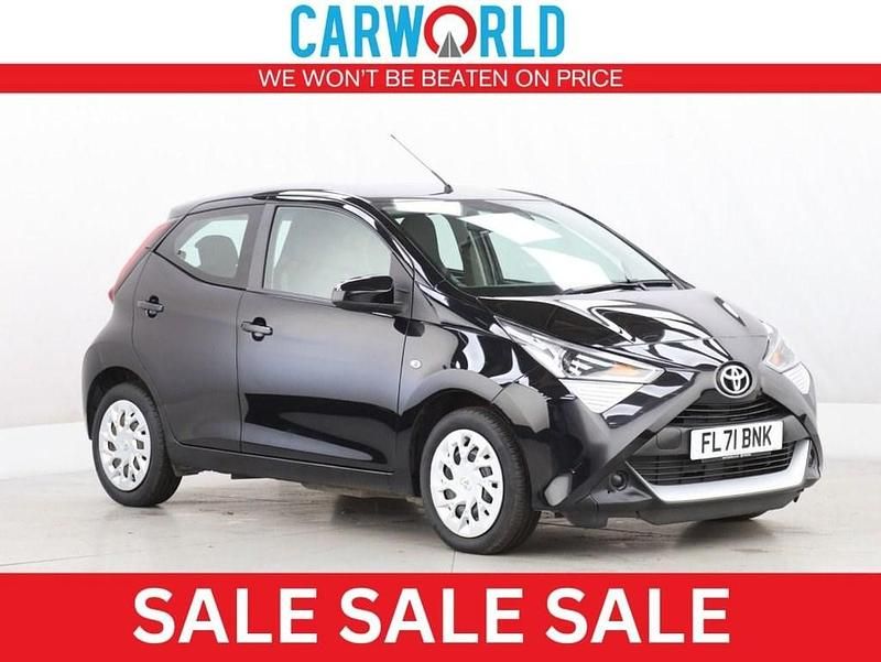 Black Used 2021 Toyota Aygo X-play Hatchback | £7,990 (Good price) - Image 1/3