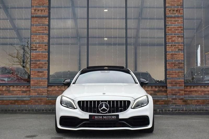 Used Mercedes C63 AMG Premium Plus 563 HP (414 kW) 2019 White Coupe
