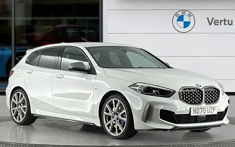 Begagnad BMW M135 306 HK (225 kW) 2024 Halvkombi