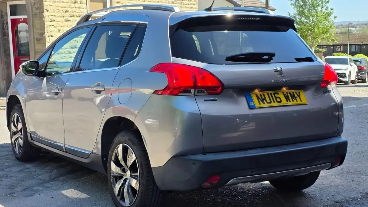 Używany Peugeot 2008 Allure 2016 Szary SUV
