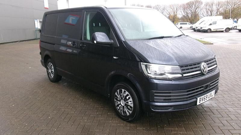 Begagnad VW Transporter Startline 102 HK (75 kW) 2019 Blå Van