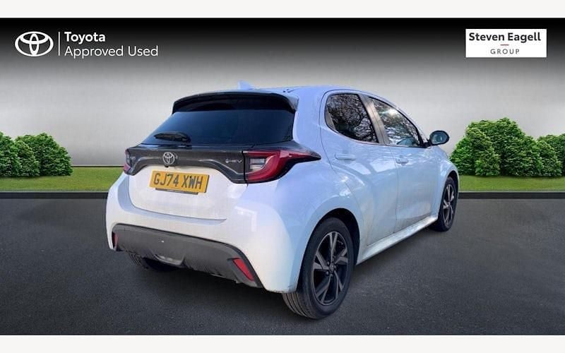 Used Toyota Yaris Hybrid Design 116 HP (85 kW) 2025 Hatchback