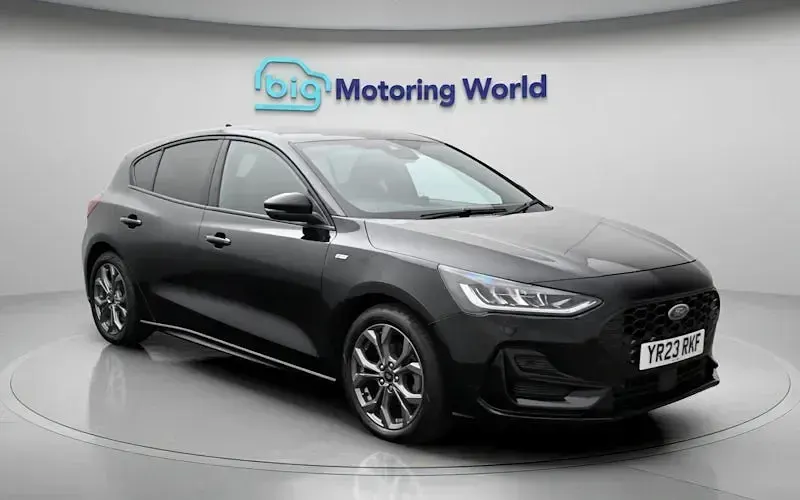 Used Ford Focus ST-Line 125 HP (91 kW) 2023 Black Hatchback