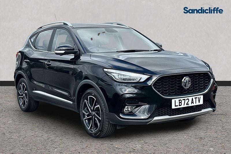 Used MG ZS Exclusive 111 HP (81 kW) 2023 Metallic  black pearl SUV