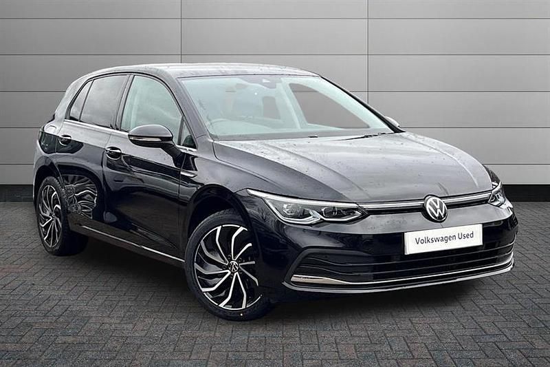 Used VW Golf VIII Edition 150 HP (110 kW) 2023 Black Hatchback