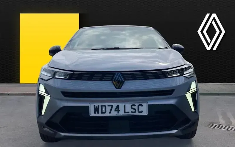Usado Renault Symbioz Iconic Esprit Alpine 143 CV (105 kW) 2024 Gris SUV