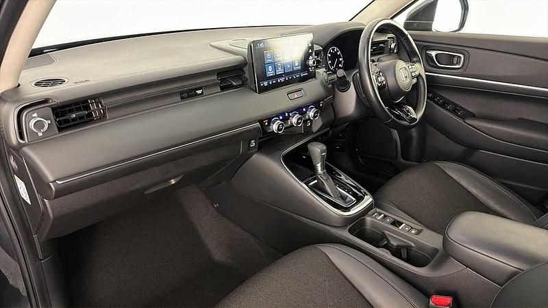 Usado Honda HR-V Advance 131 HP (96 kW) 2023 Cinzento SUV