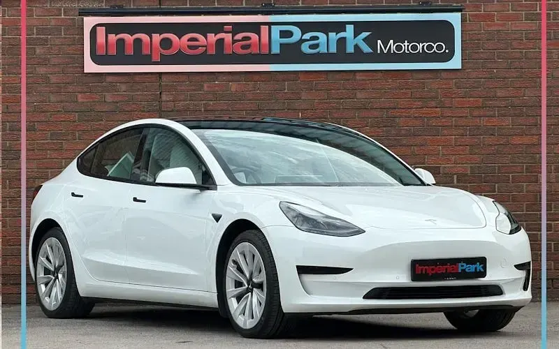 Used Tesla Model 3 Standard Range 180 kW (245 HP) 2021 Sedan