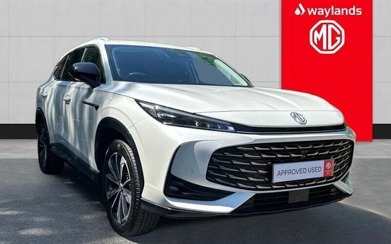 White Used 2024 MG HS Trophy SUV | £22,641 - Image 1/4