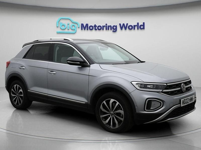 Silver Used 2022 VW T-Roc Style SUV | £22,700 (Fair price) - Image 1/4