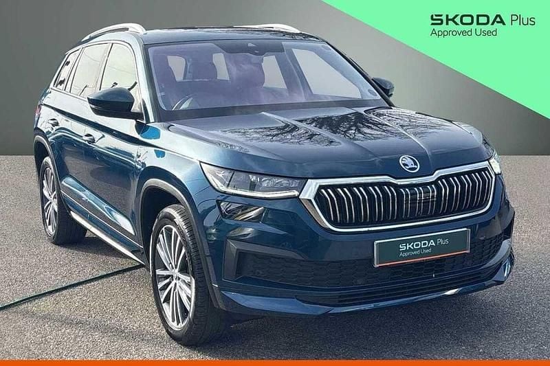 Used Skoda Kodiaq LAURIN & KLEMENT 140 HP (102 kW) 2022 Petrol blue metallic SUV