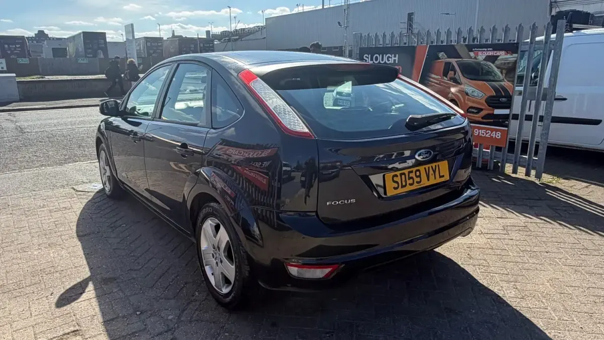 Gebraucht Ford Focus Style 99 PS (72 kW) 2009 Schwarz Kleinwagen