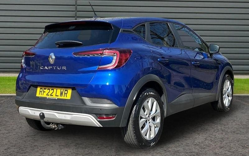 Used Renault Captur Iconic 140 HP (102 kW) 2022 SUV