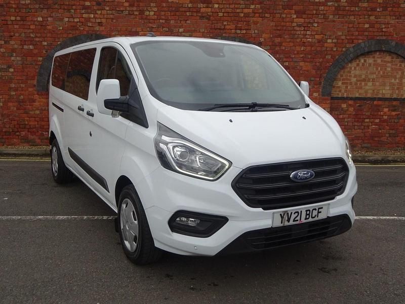 White Used 2021 Ford Transit Custom Trend Van | £14,795 (Expensive) - Image 1/4