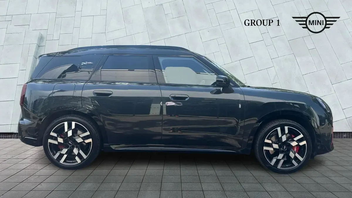 Used Mini John Cooper Works Countryman 296 HP (217 kW) 2024 Grey SUV