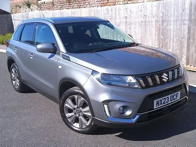 Second-hand Suzuki Vitara SZ-T 115 CP (84 kW) 2023 Gri SUV