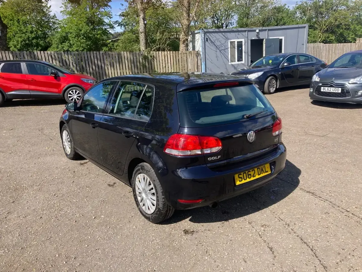 Używany VW Golf VII S 2013 Czarny Hatchback