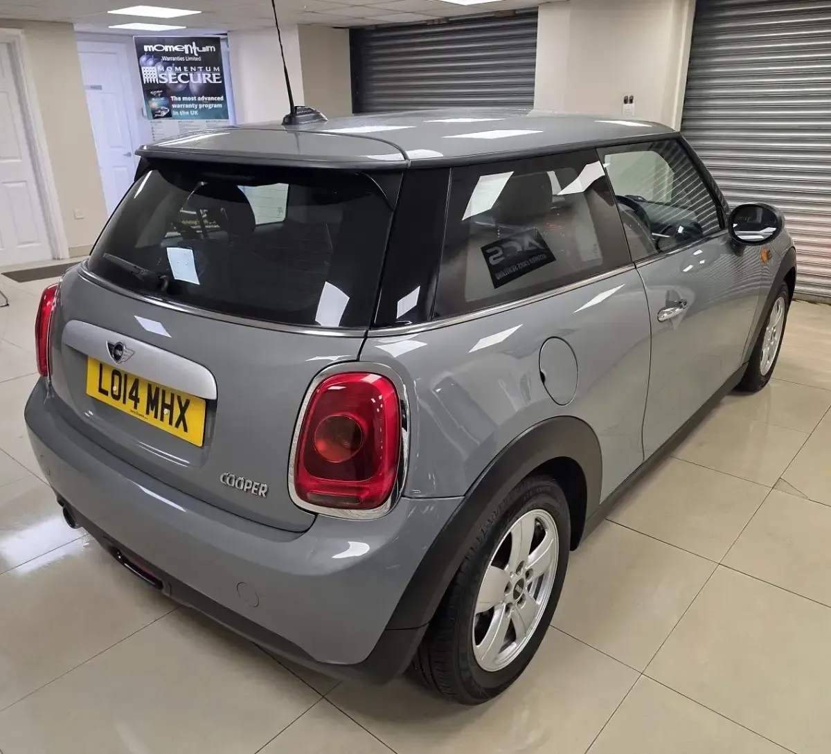 Używany Mini Cooper Hatch 2014 Szary Hatchback